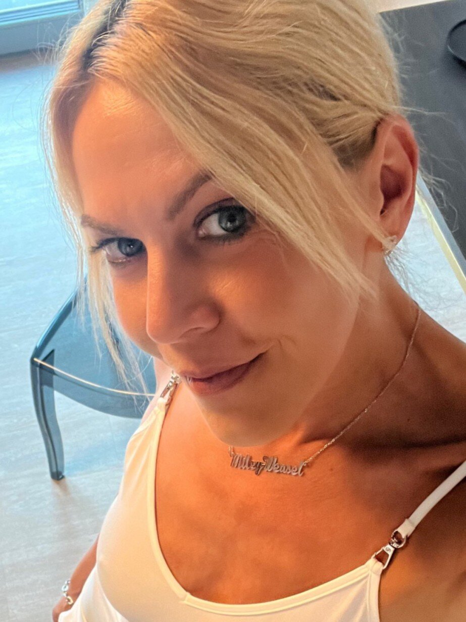 Miley Weasel OnlyFans