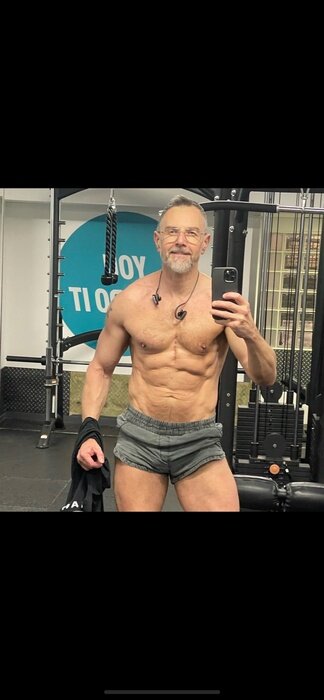 Silvertnewgrey OnlyFans