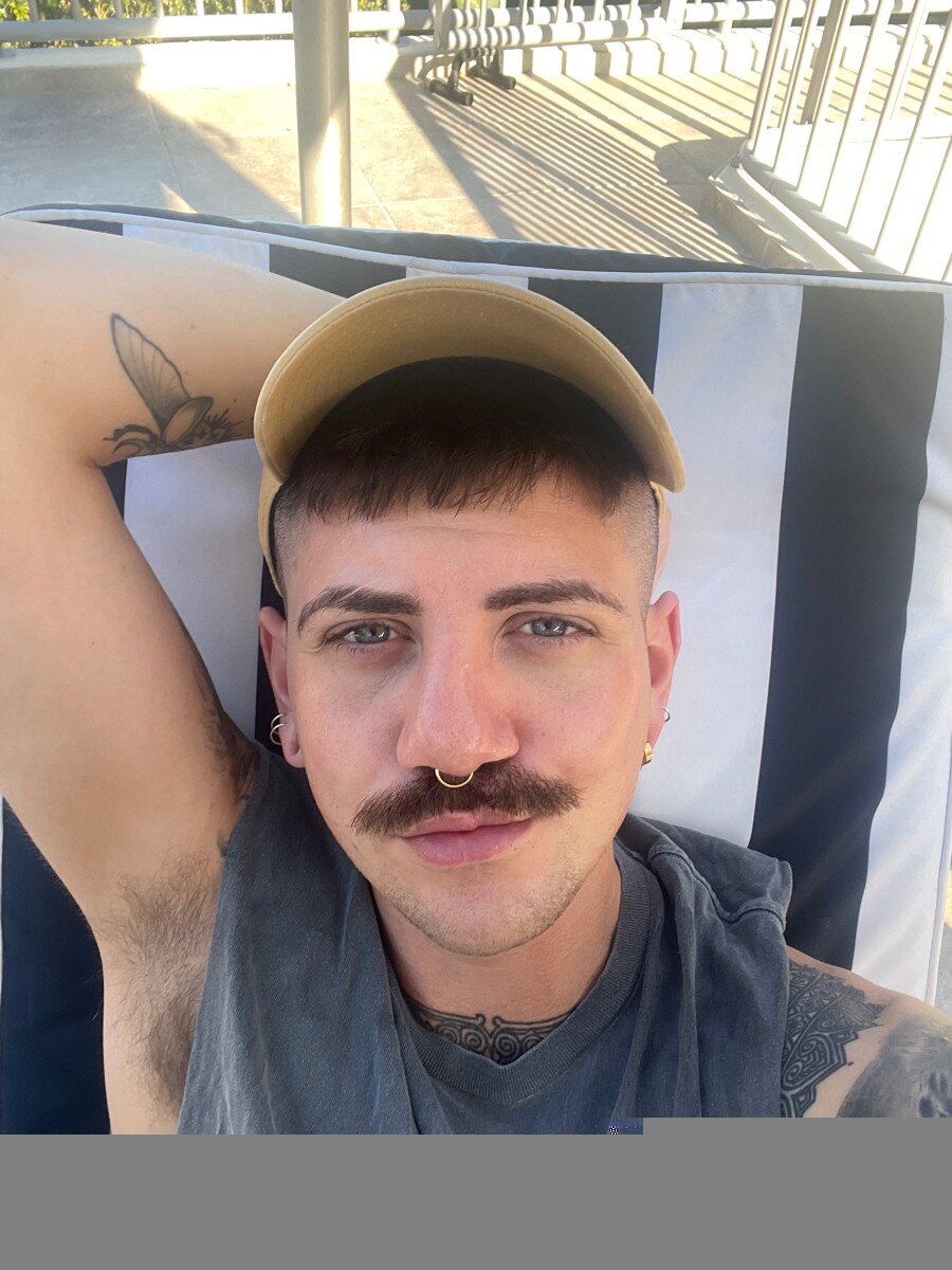 Thenakedbarber OnlyFans